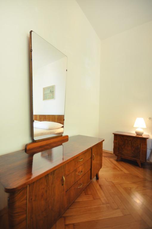 Downtown Apartment Durdica Сплит Екстериор снимка